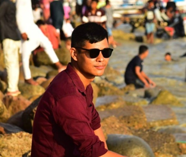 Ching, 23, Veternik