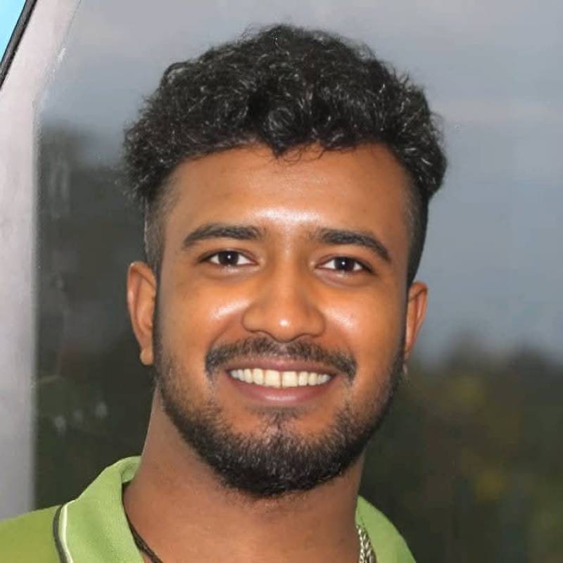 MD ZULHAS, 25, Castelli Calepio