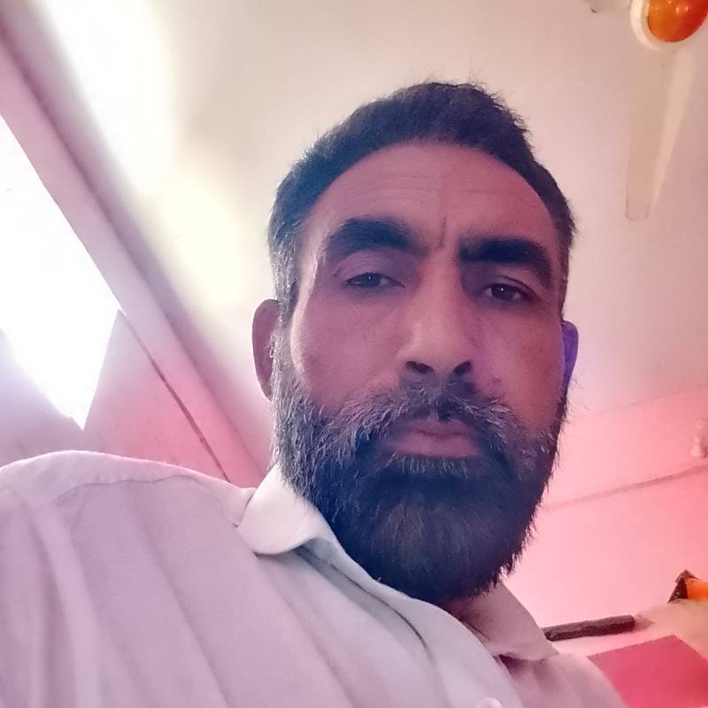 Samiullah, 55, Liechtenstein