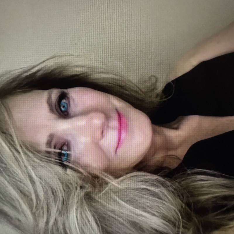 https://letsfreedate.com dating Kymee in United States