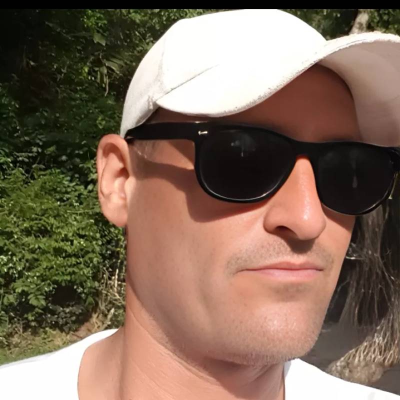 https://letsfreedate.com dating FineInstruction in Canada