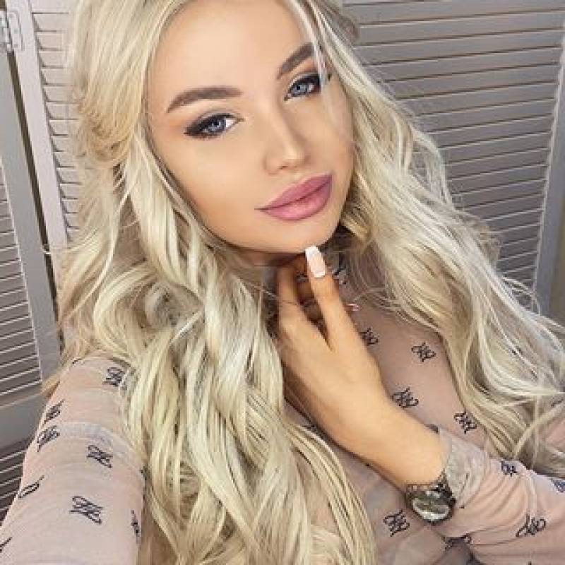 Laora rose