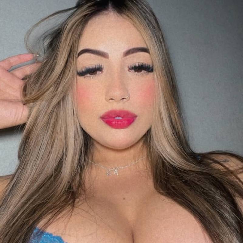 Cristina Tomaz