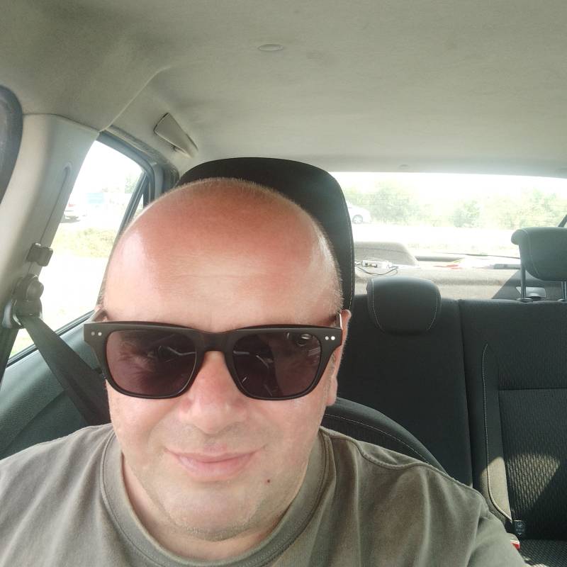 https://letsfreedate.com dating soxcomputers in Romania