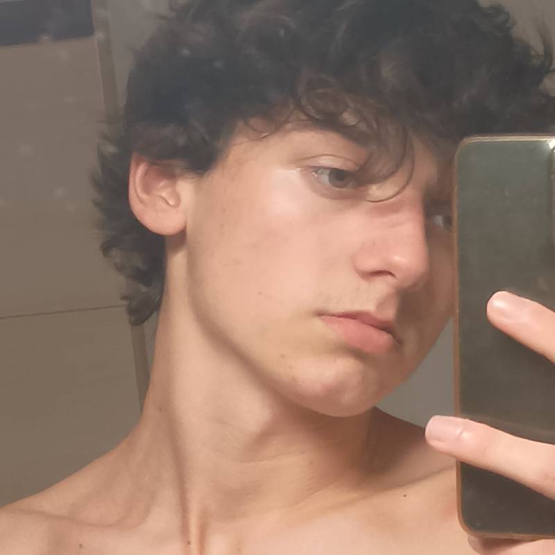 https://letsfreedate.com dating Sebastien in Slovakia