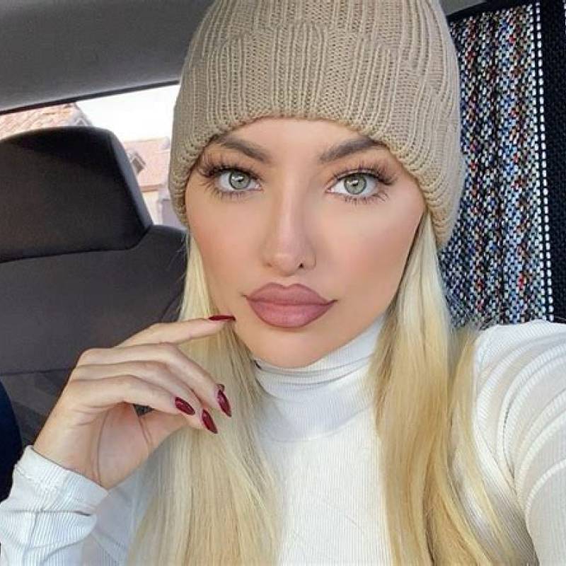 NinaLefevre56227 dating