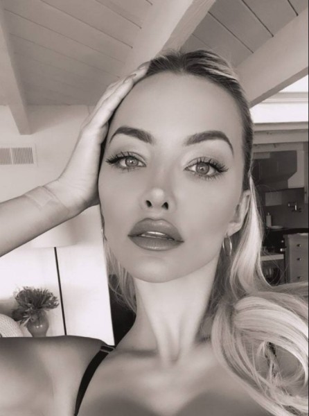 NinaLefevre56227 dating