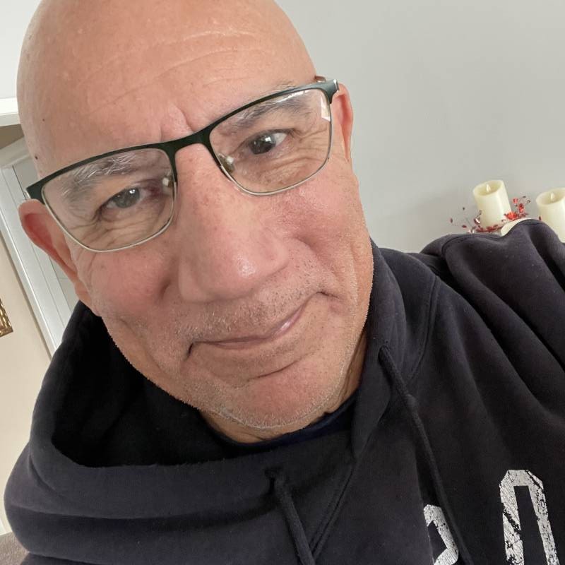 Robert22555 dating
