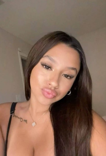 Ashley52743 dating