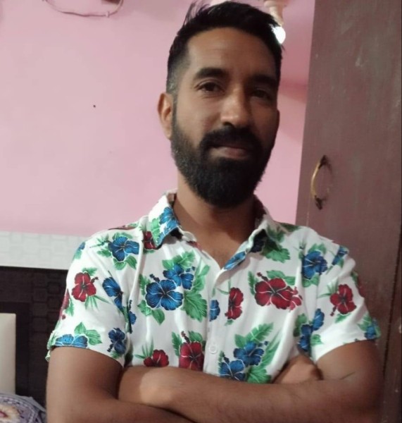 Sonu16185 dating