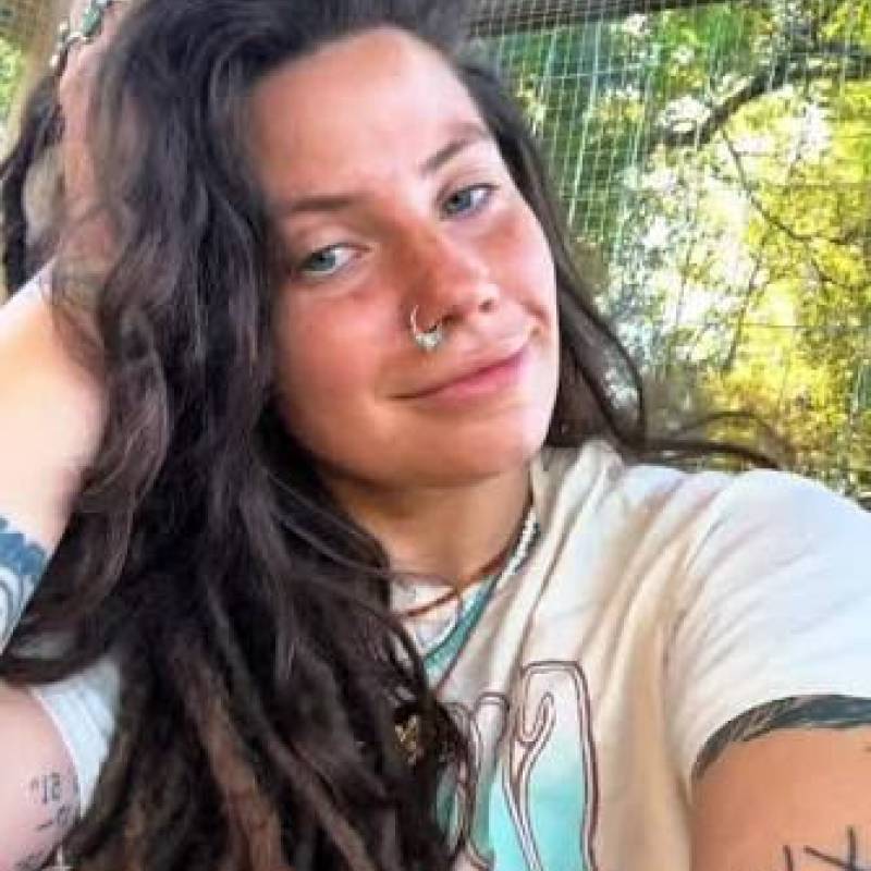 Mallyindica25221 dating